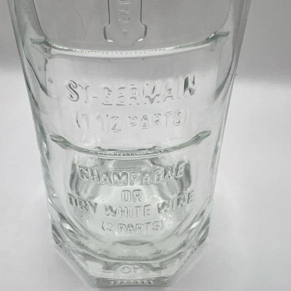 St Germain Liqueur Cocktail Carafe Pitcher with Embossed Recipe on glass - Picture 5 of 12